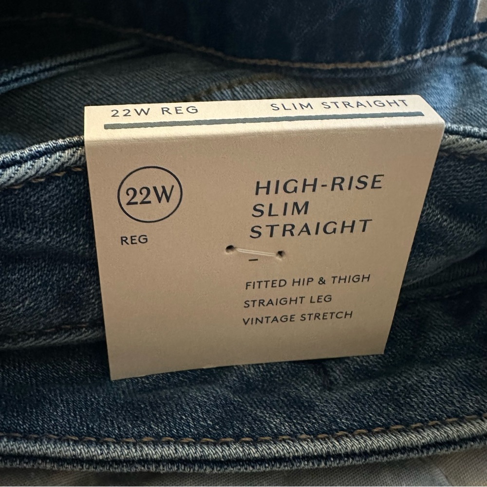 Universal Thread High Rise Slim Straight 22w - Picture 3 of 3